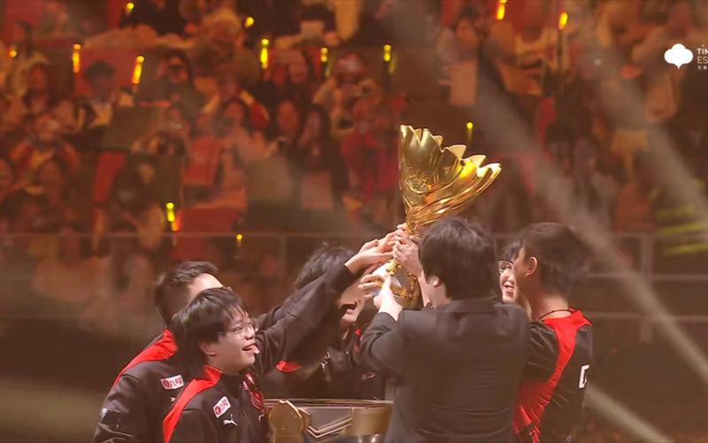 MLXG亲述和RNG之间的劳务纠纷，合同队实锤？