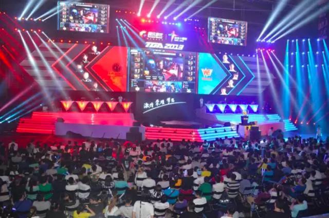 入围赛数据盘点：红方比较稳，大家都选女枪