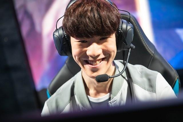 JDG赛后采访MISSING& Flandre ：卖票很痛苦，我肯定不能卖票